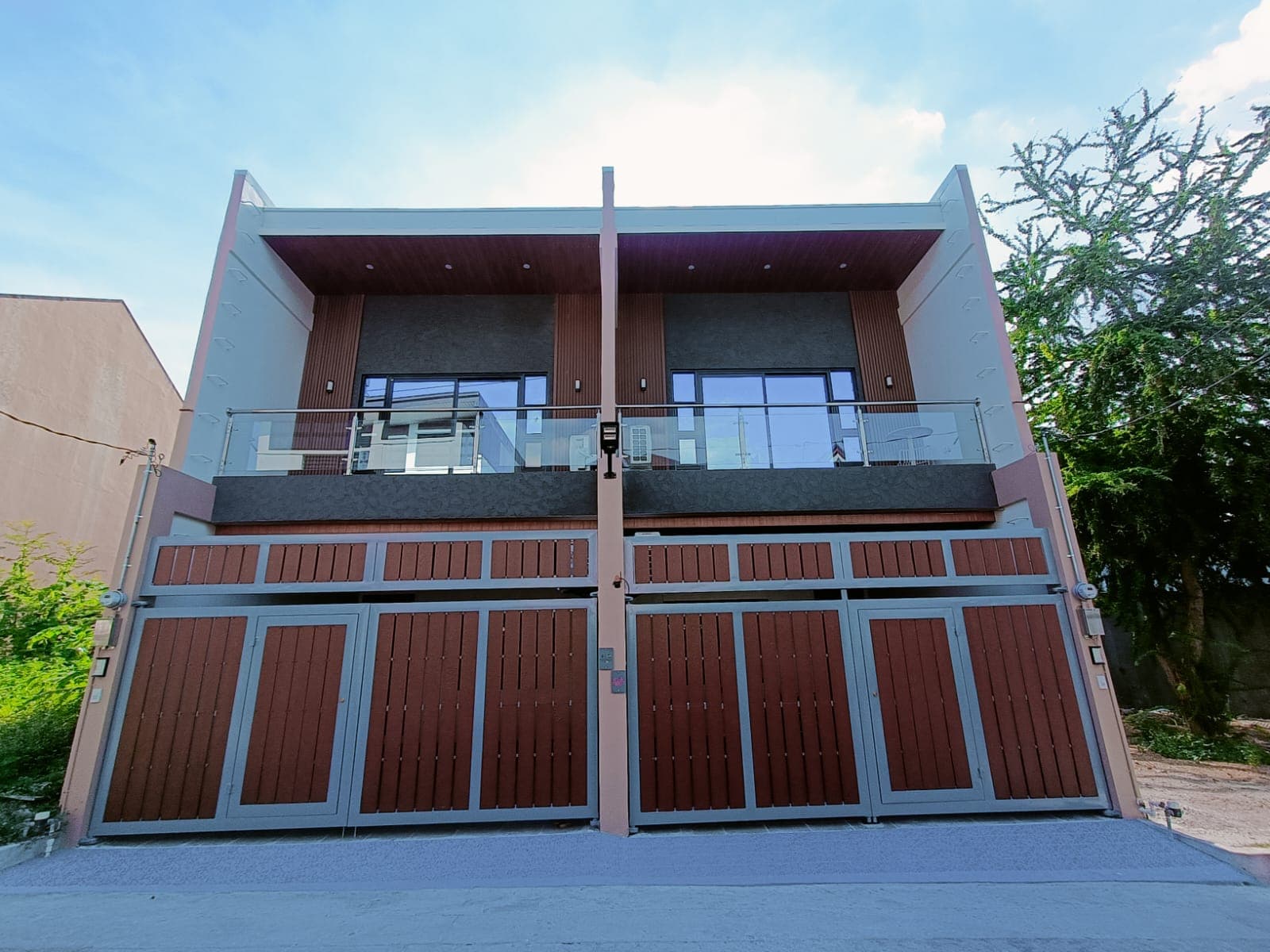 For Sale! Brandnew Modern Townhouse in Greenview Executive Village 13M -AJCF