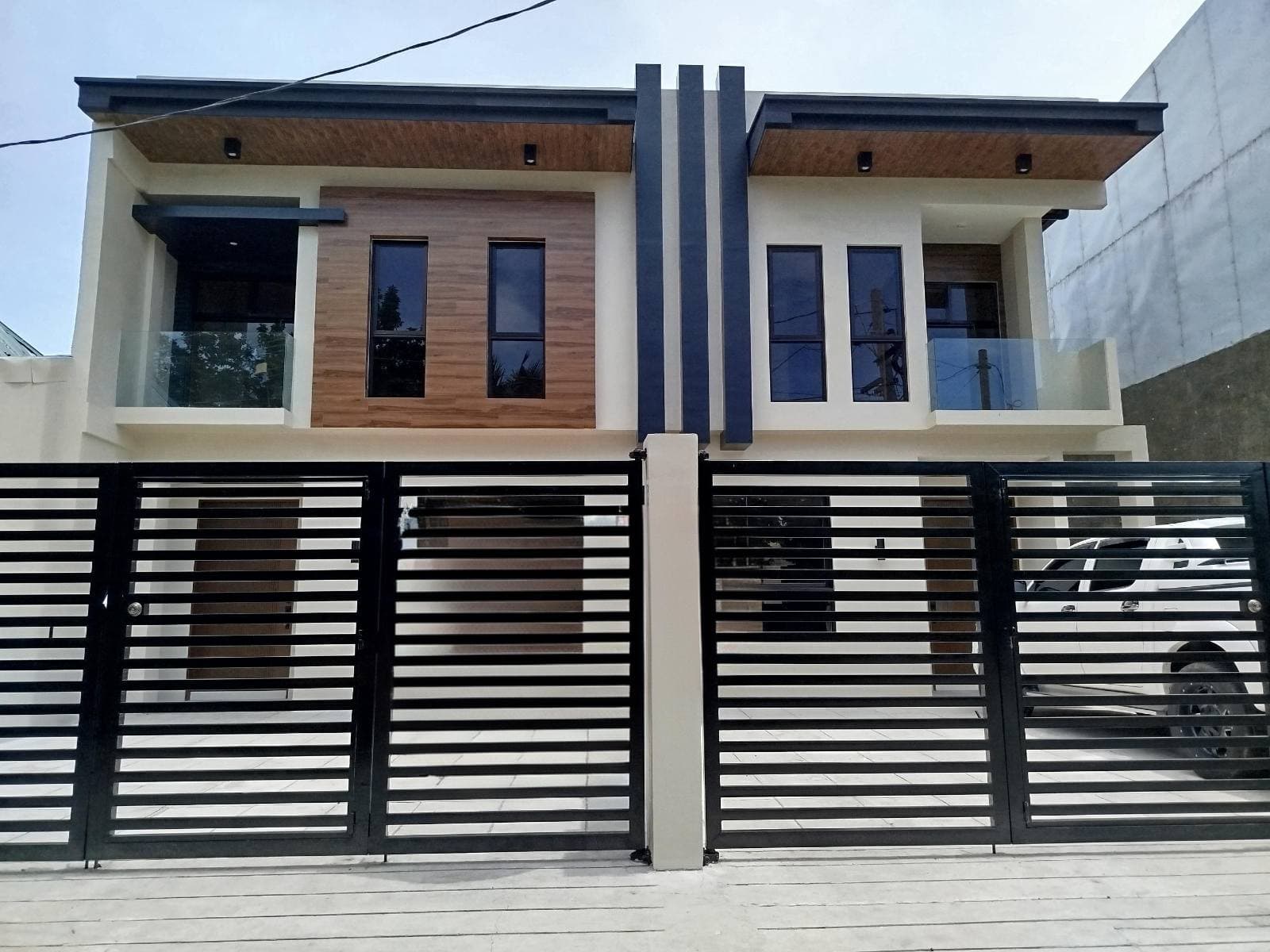 For Sale Townhouse in Better Living Paranaque near City Hall 16.9M only - JB