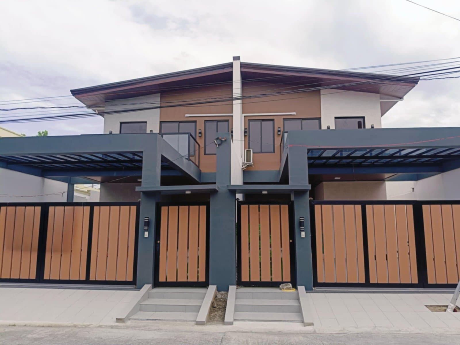 Elegant Modern House and Lot for Sale in San Isidro Paranaque-MD