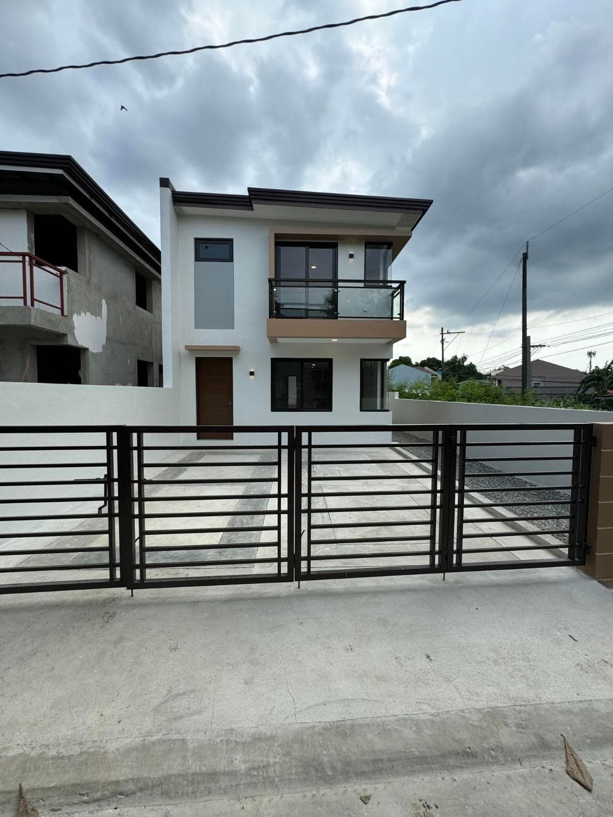 Pre-Selling House and Lot for Sale in Pilar Village Las Pinas w/4 Bedrooms - JB