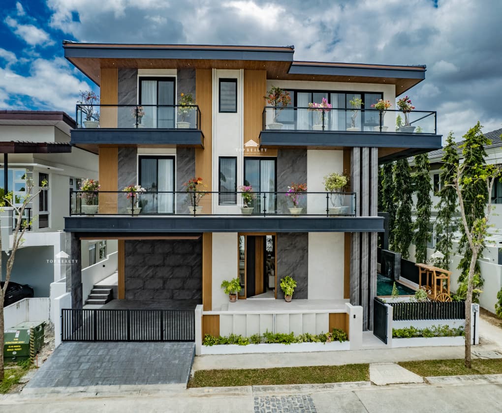 Phuket Mansions | 8BR 755sqm House & Lot for Sale in Cavite City