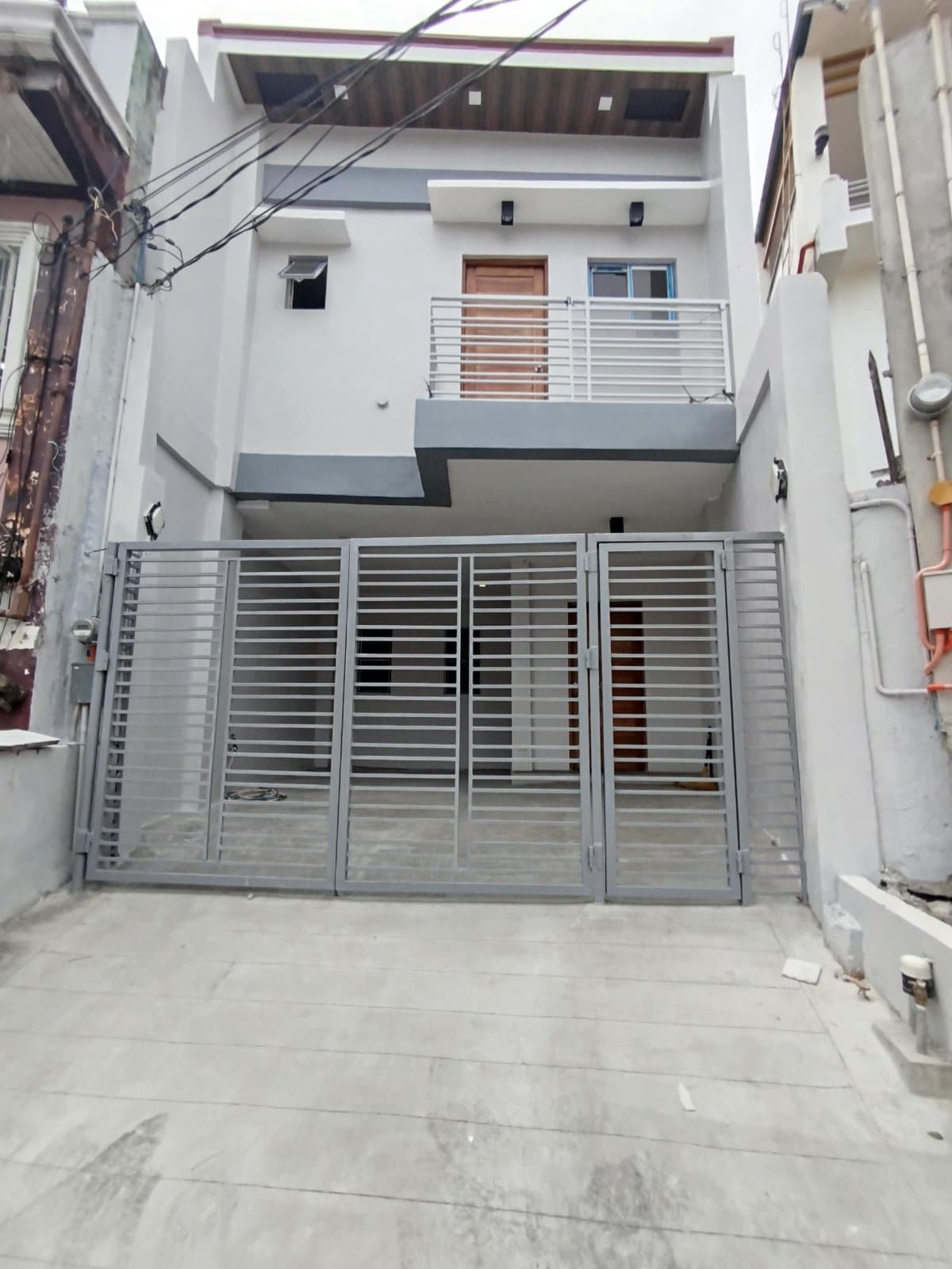 Two Storey Modern House and Lot for Sale in Betterliving-MD