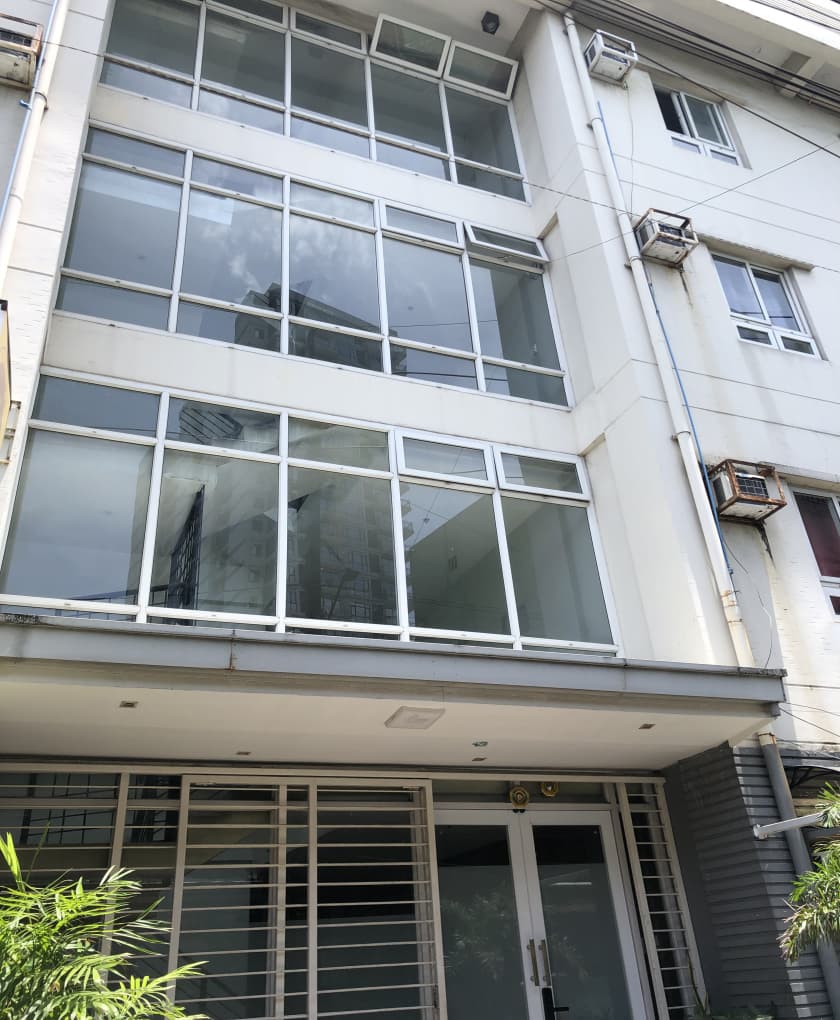 1BR 2000sqm Dorm Building for Sale in Pasay