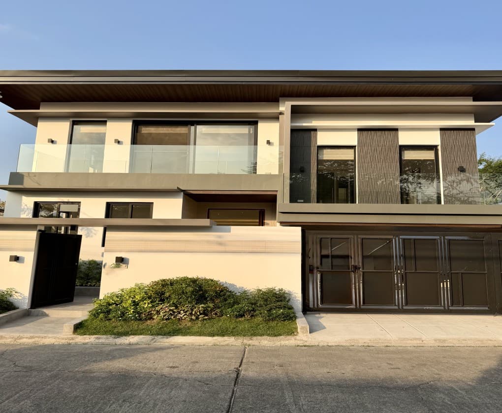 Sinagtala Village BF Homes | 5BR House & Lot for Sale in ParañAque City