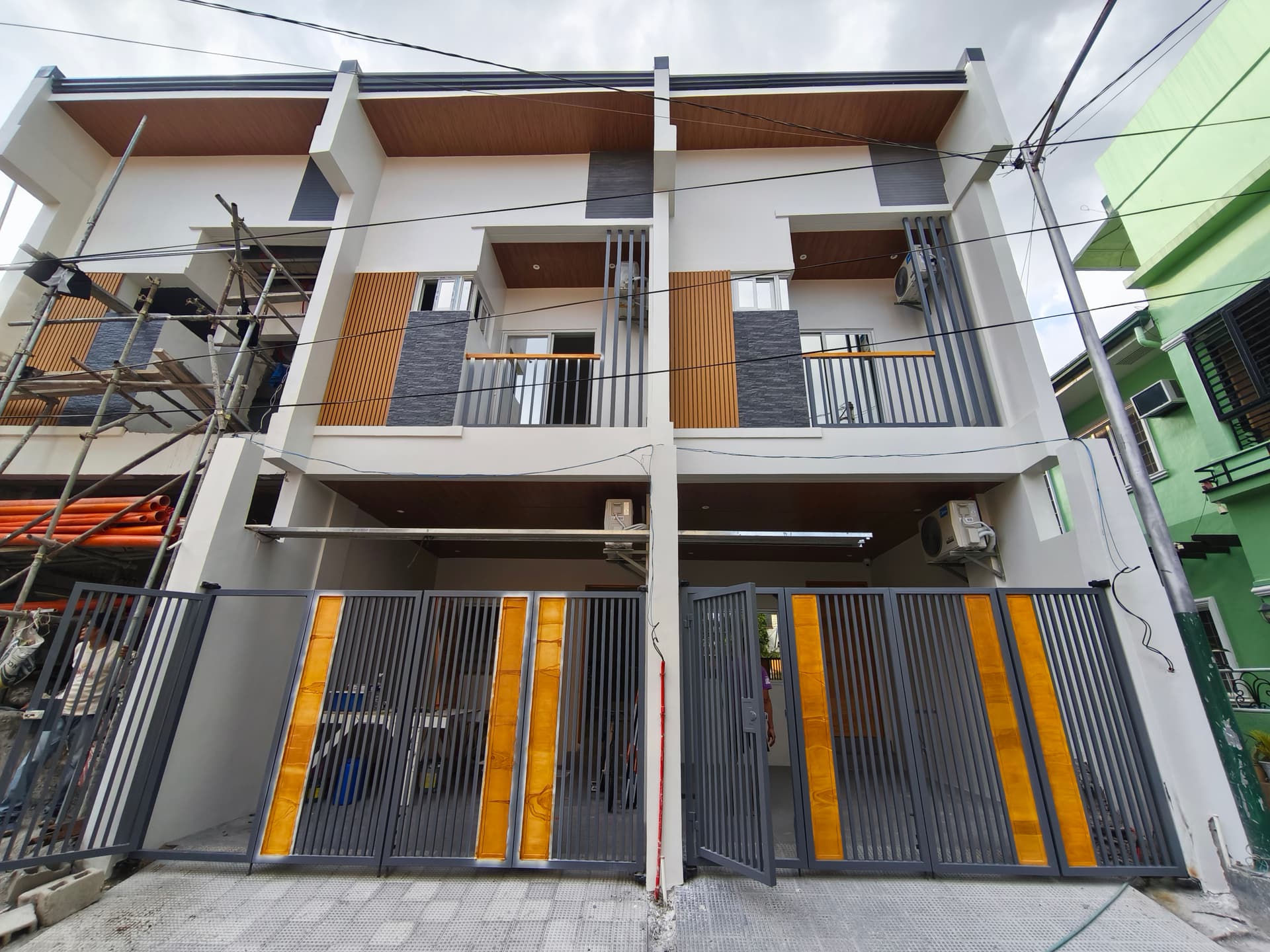 Paranaque Townhouse for Sale in Brandnew with Complete Amenities-MD