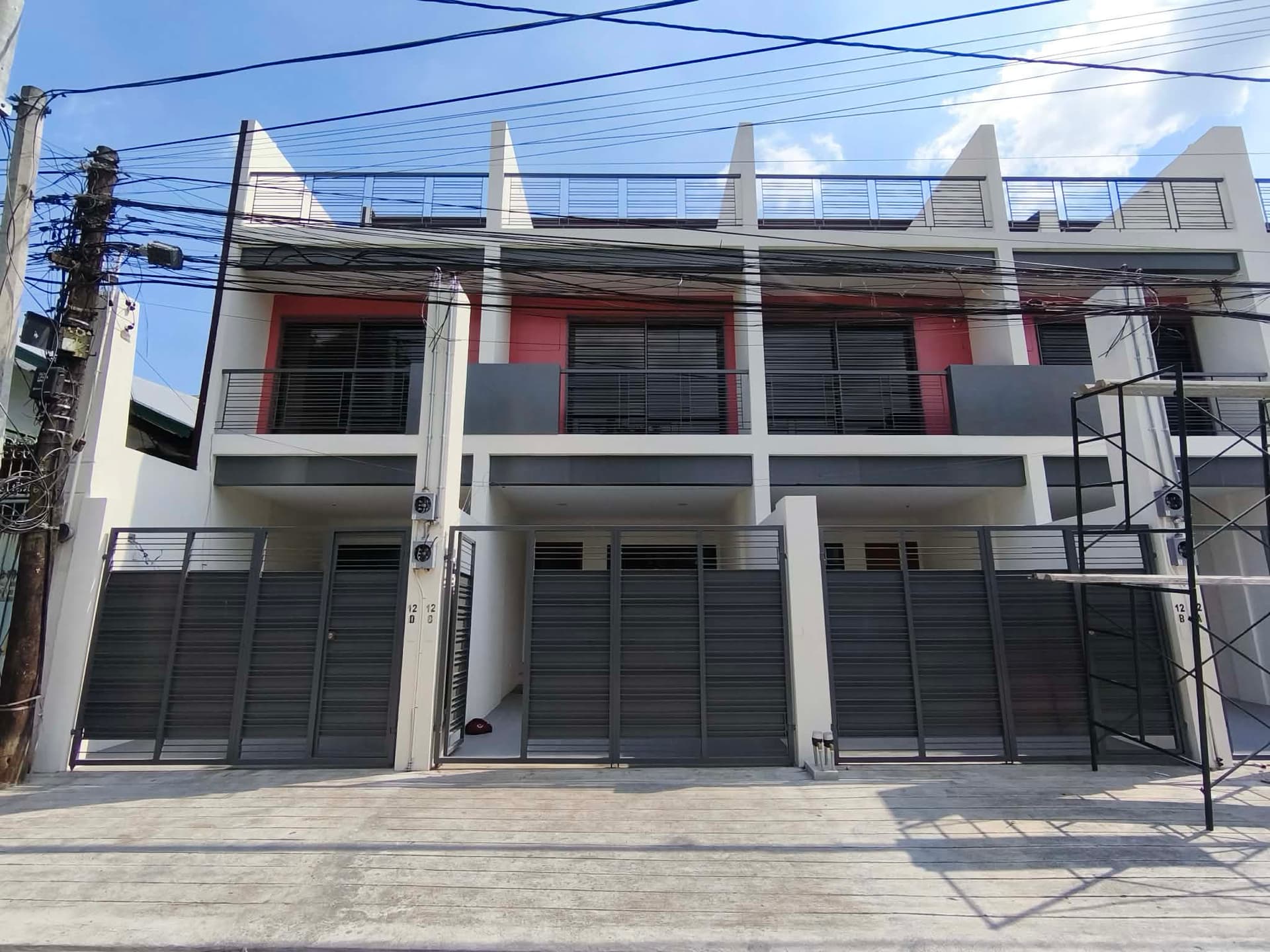 2 Storey Townhouse with 3 Bedrooms in GSIS Village Project 8 Quezon City SD