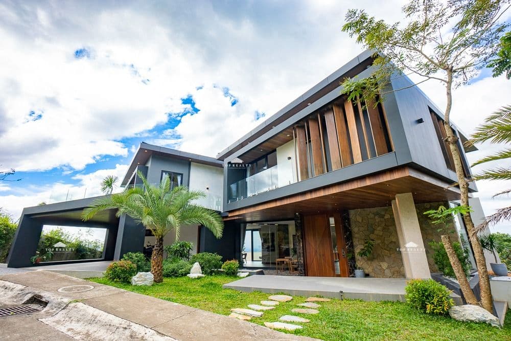 Timberland Heights | 6BR 776.9sqm House & Lot for Sale in Rizal