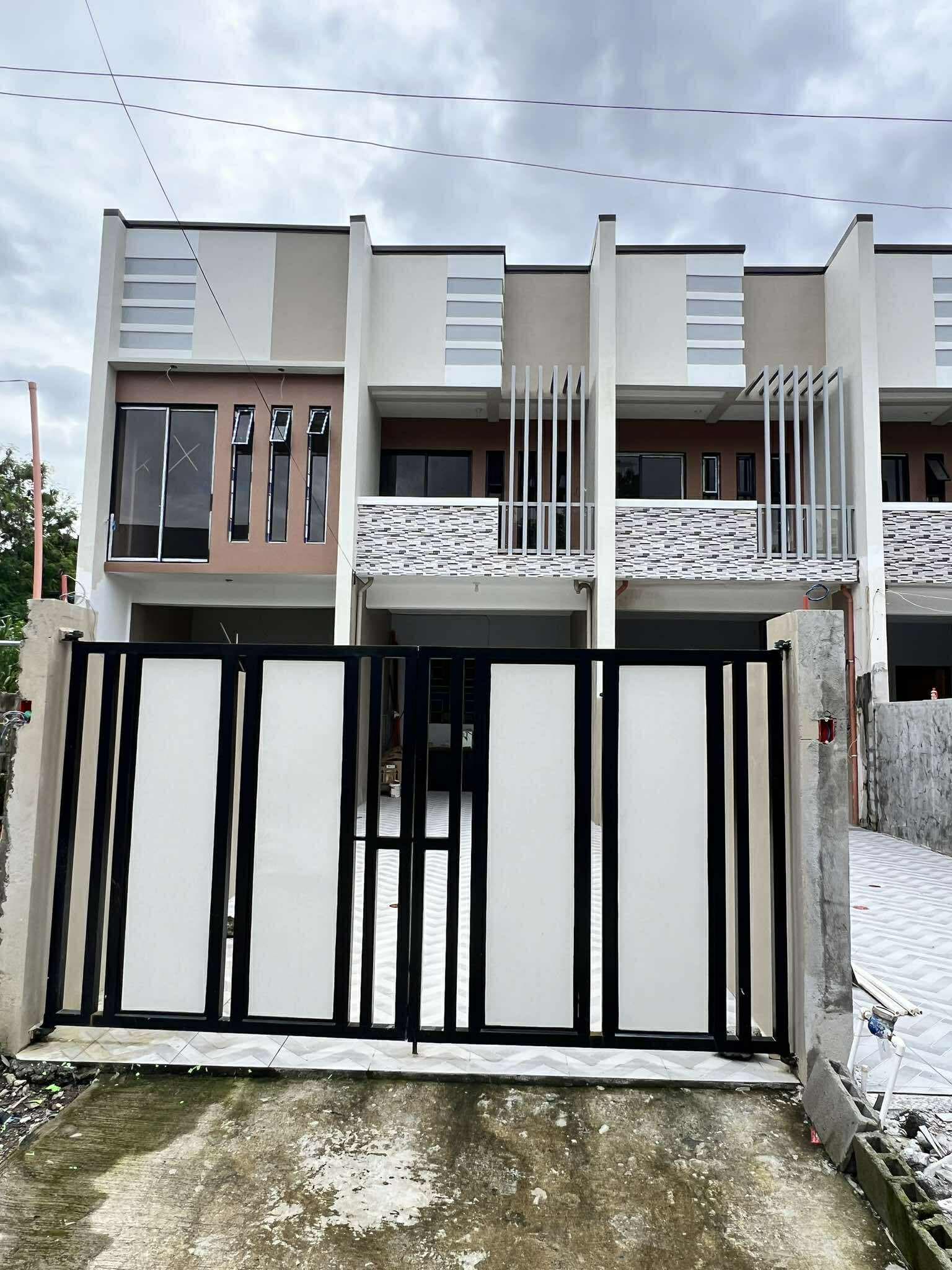For Sale! Commonwealth Heights Quezon City Brandnew 2 Car Garage Townhouse -AJCF