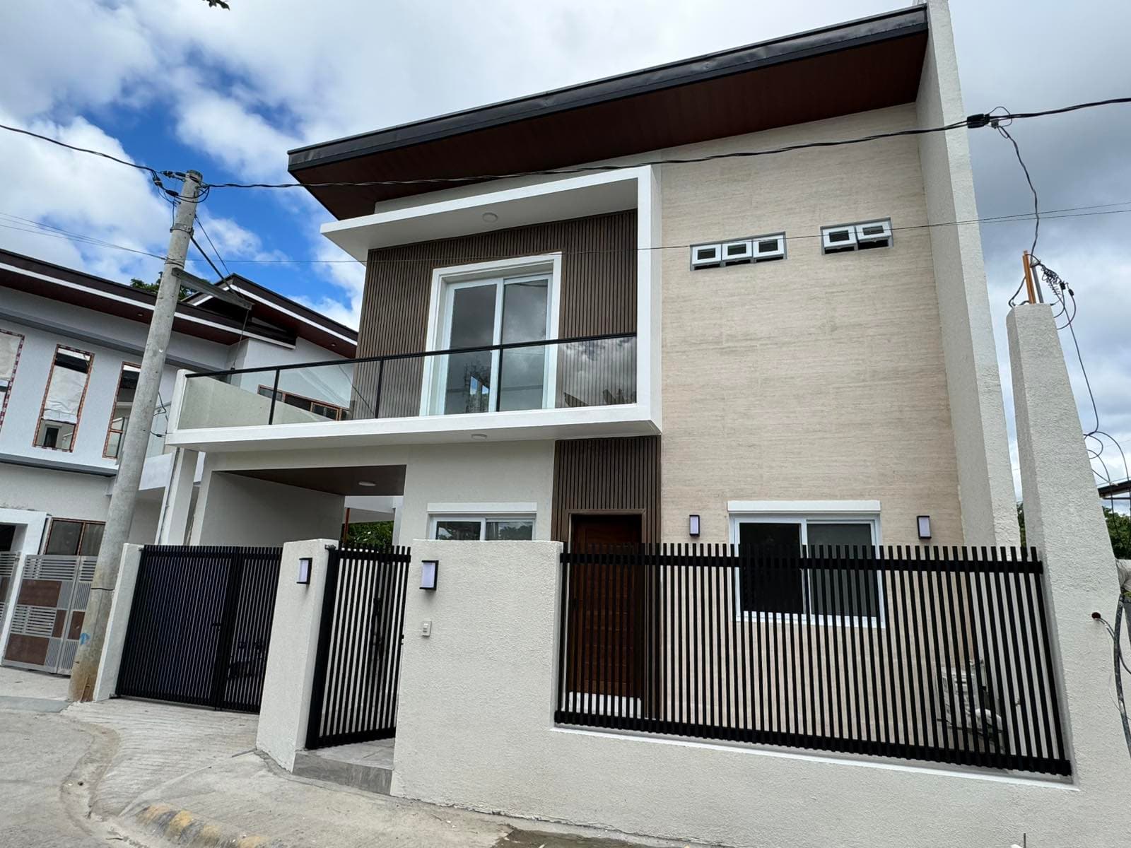 San Jose Antipolo Single Attached House And Lot For Sale near Dalig RG