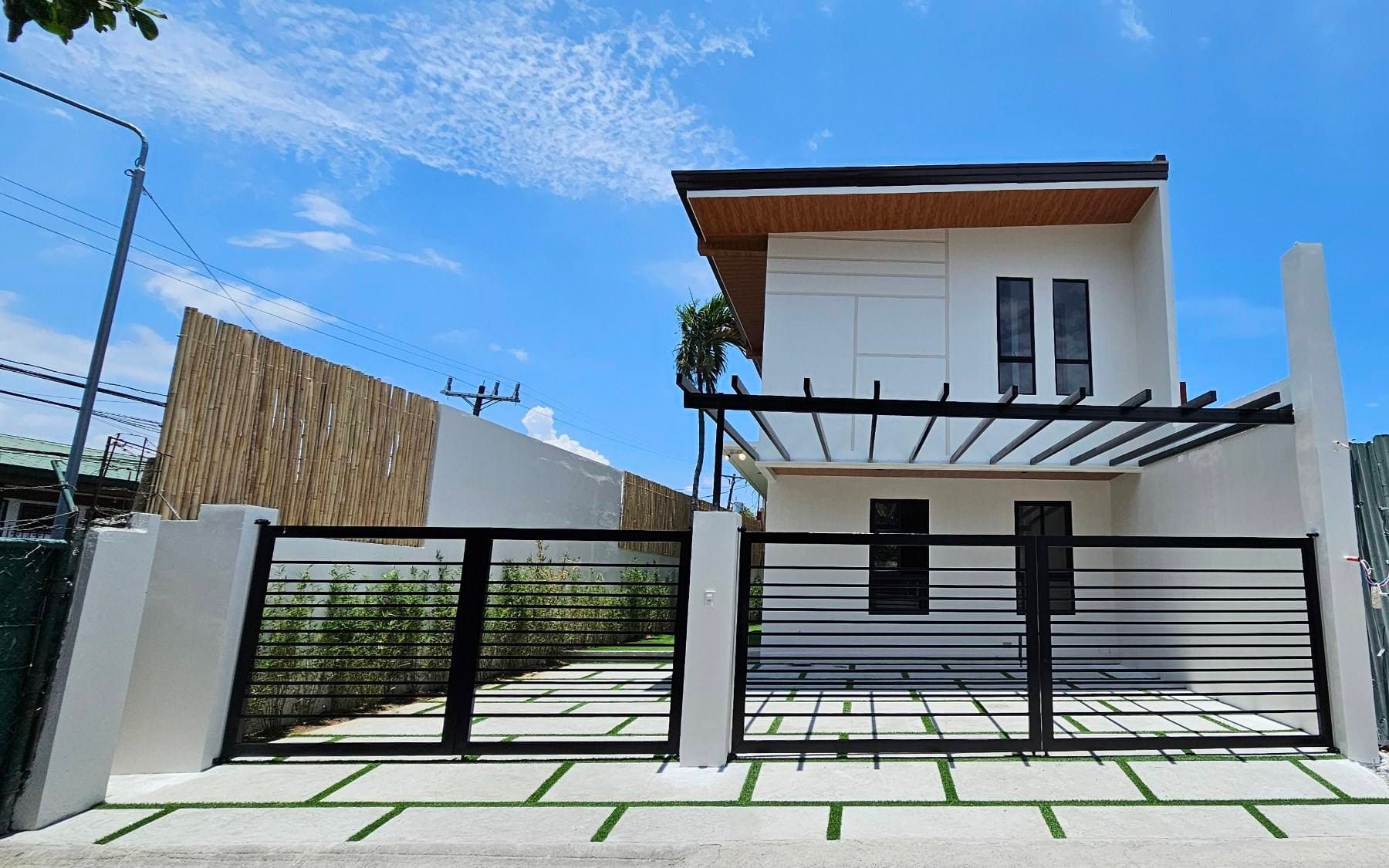 Two Storey Single Detached house and Lot for Sale in BF Homes Las PinAs - JB