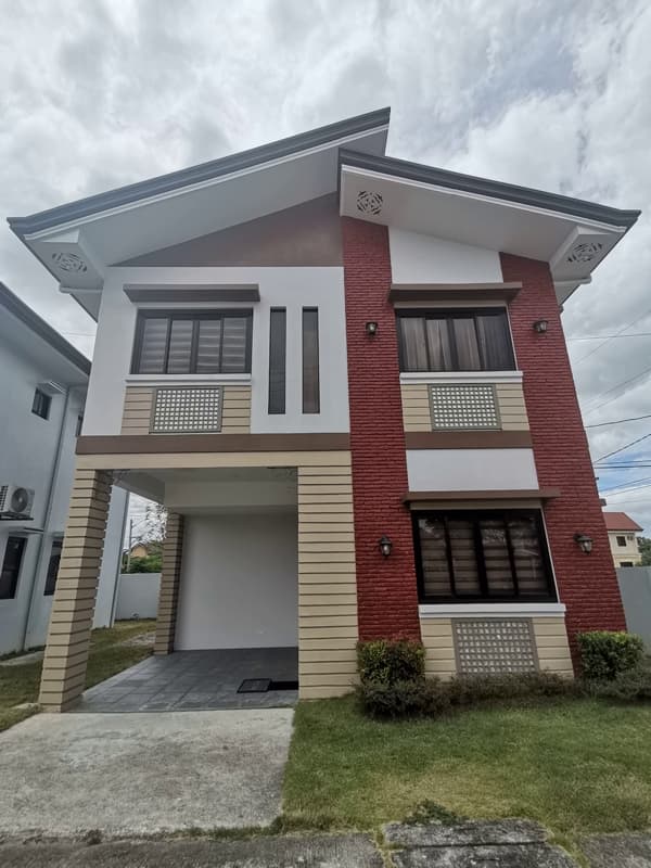 2 Storey 3 Bedroom House and Lot For Sale in Brgy Cutcot Pulilan Bulacan near Robinson's Pulilan-JV2