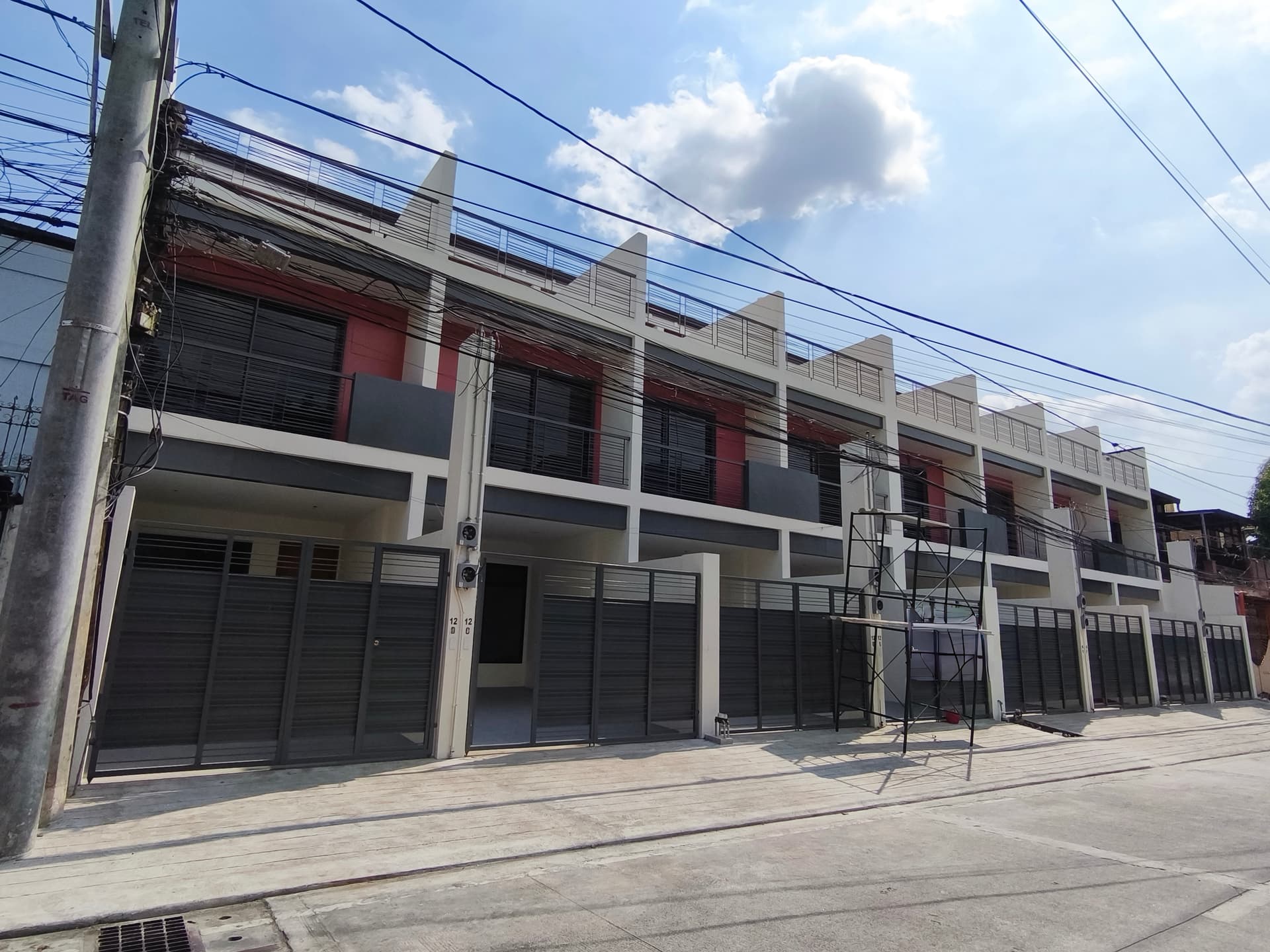 15M Ready For Occupancy 2 Storey Townhouse For Sale in Project 8 Quezon City - LSS