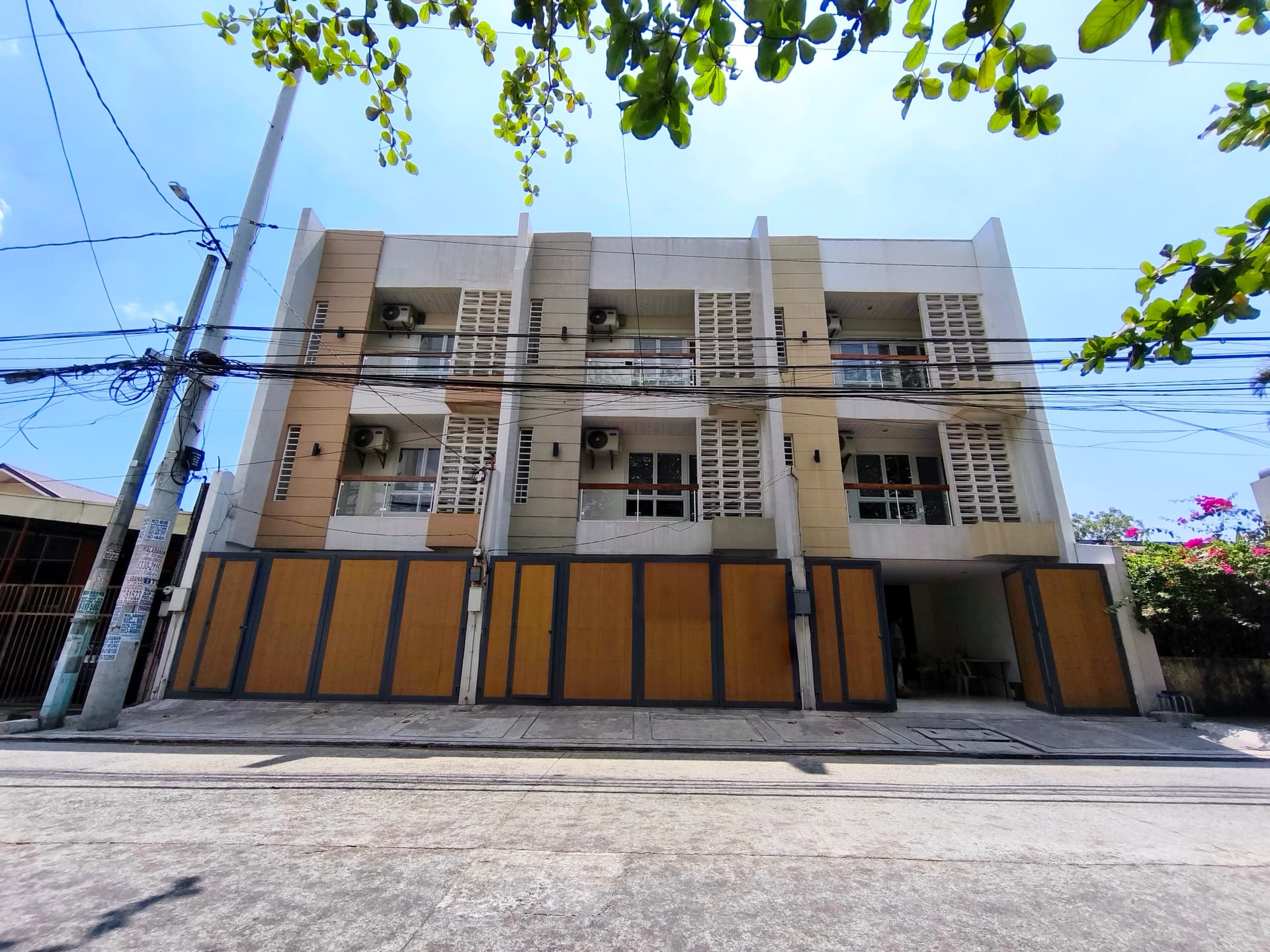 22M Semi Furnished RFO 3 Storey Townhouse in Project 8 Quezon City For Sale - LSS