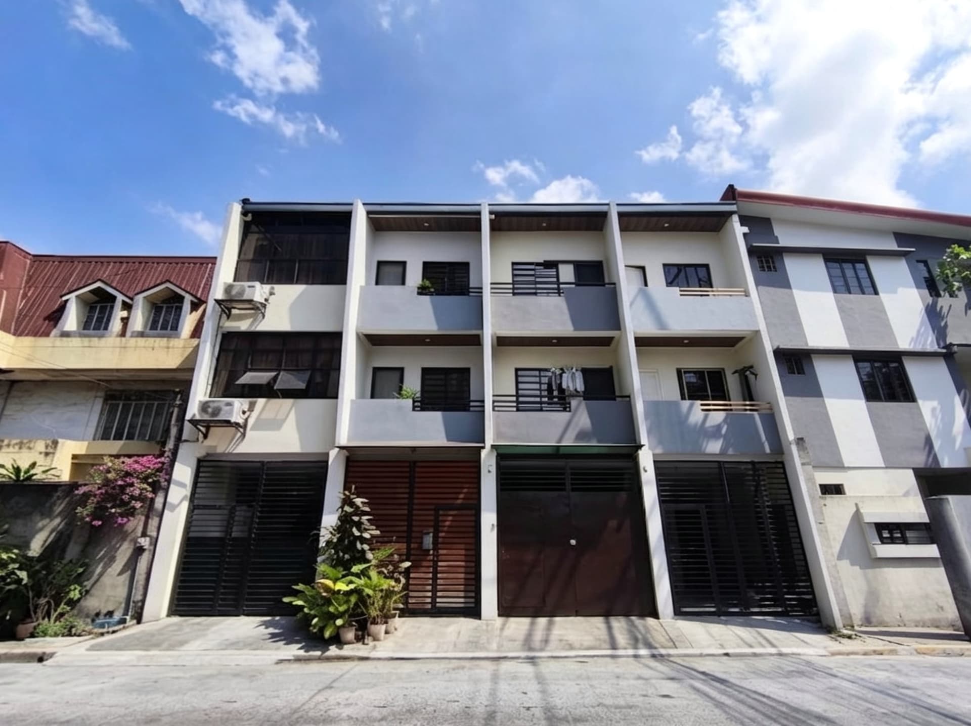 Ready For Occupancy 9M Brand New 3 Storey Townhouse with 3BR For Sale in Santa Mesa Manila Near Pureza Station - LSS
