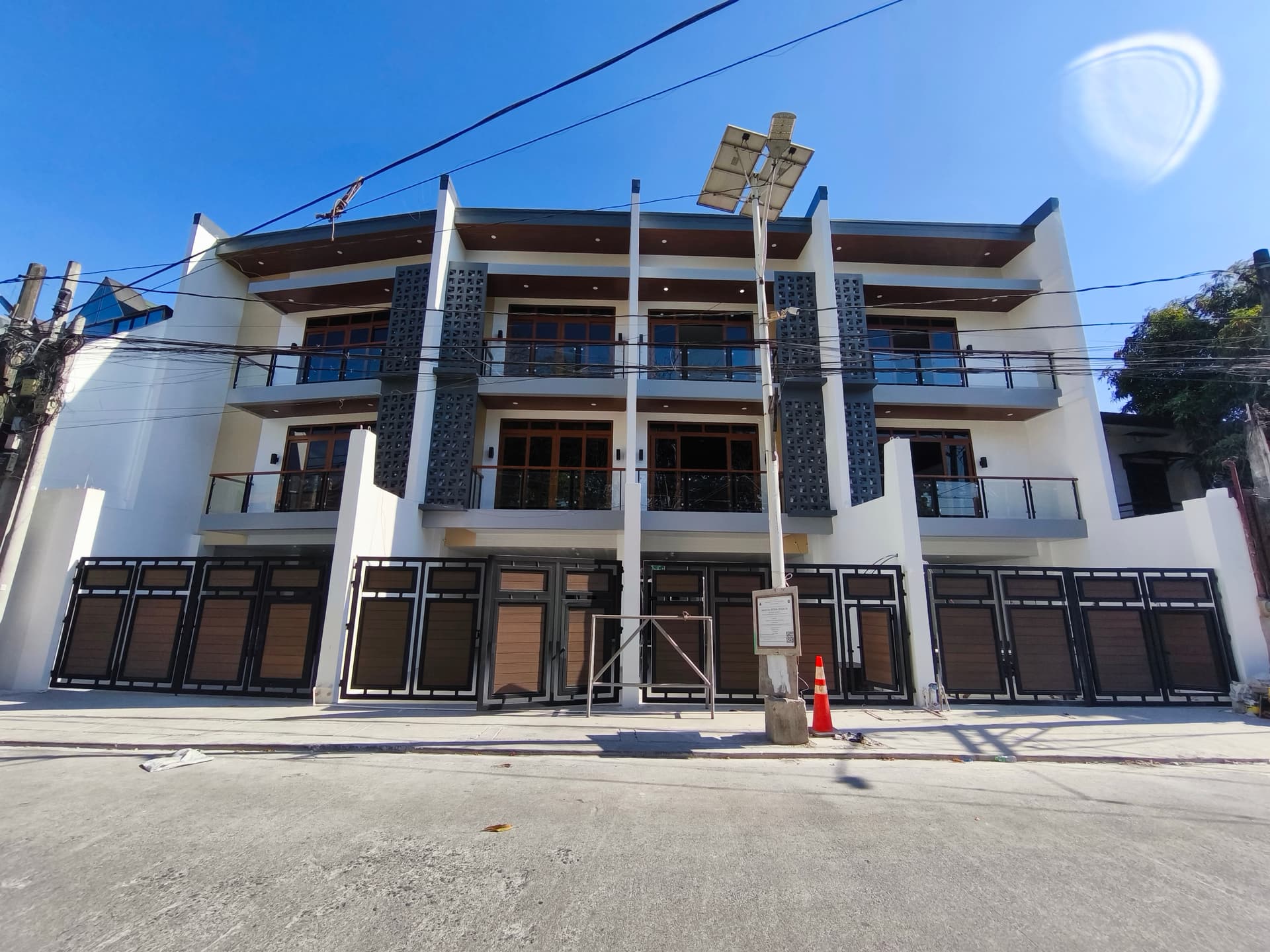 Ready For Occupancy 33M Brand New 3 Storey Modern Townhouse in Nayong Kaunlaran Quezon City - LSS