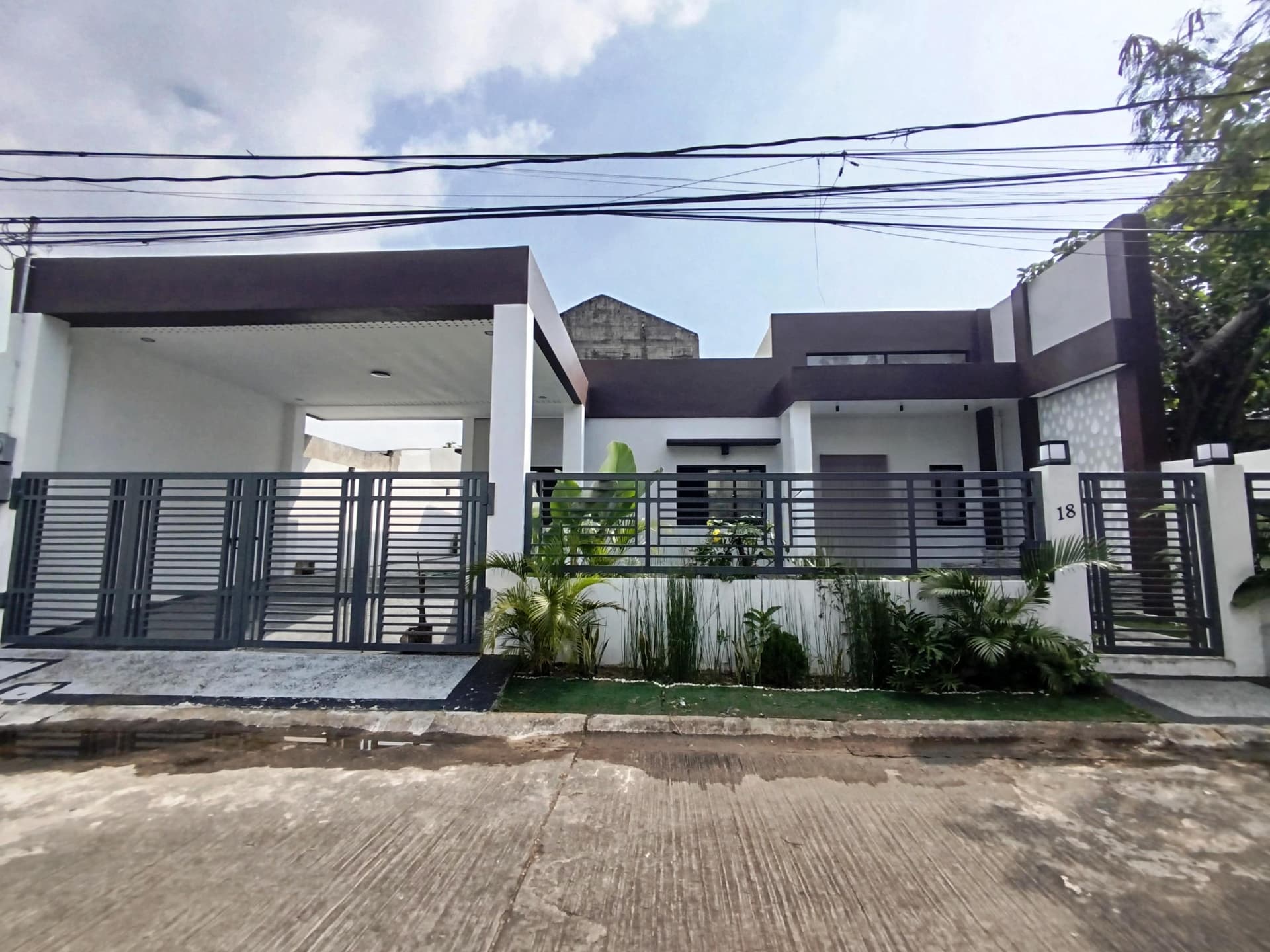 Bungalow House and Lot for Sale in BF Parananaque Ready for Occupancy - JB