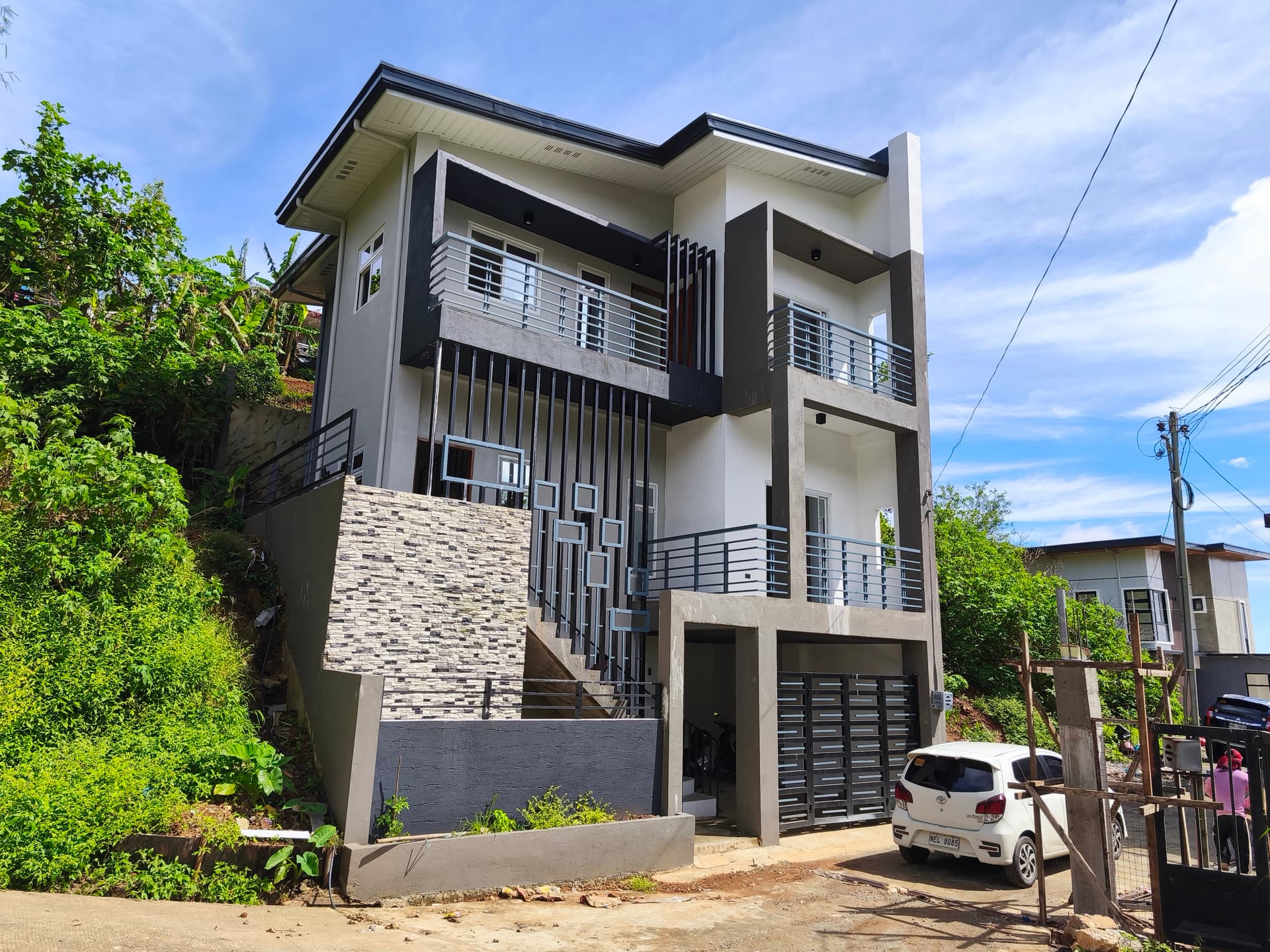 20M Ready For Occupscny Brand New House & Lot For Sale Near Loakan Airport in Baguio City - LSS
