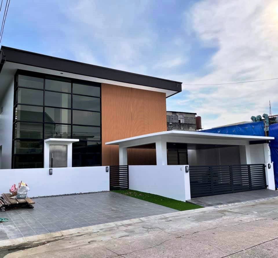 5 Bedrooms House for Sale in BF Homes Paranaque Ready for Occupancy 4 Carport - JB
