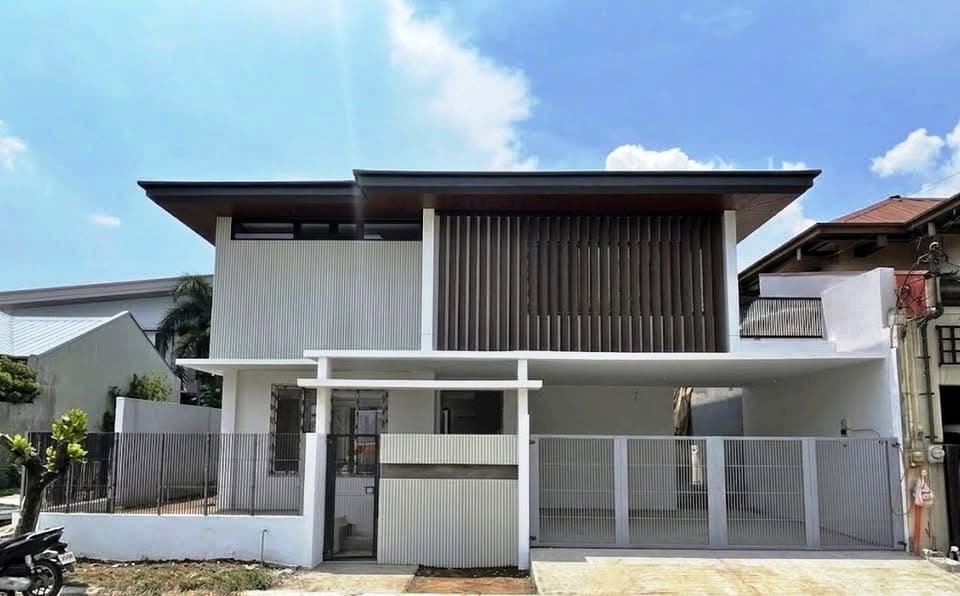 For Sale House and Lot n BF Homes Village Ready for Occupancy - JB