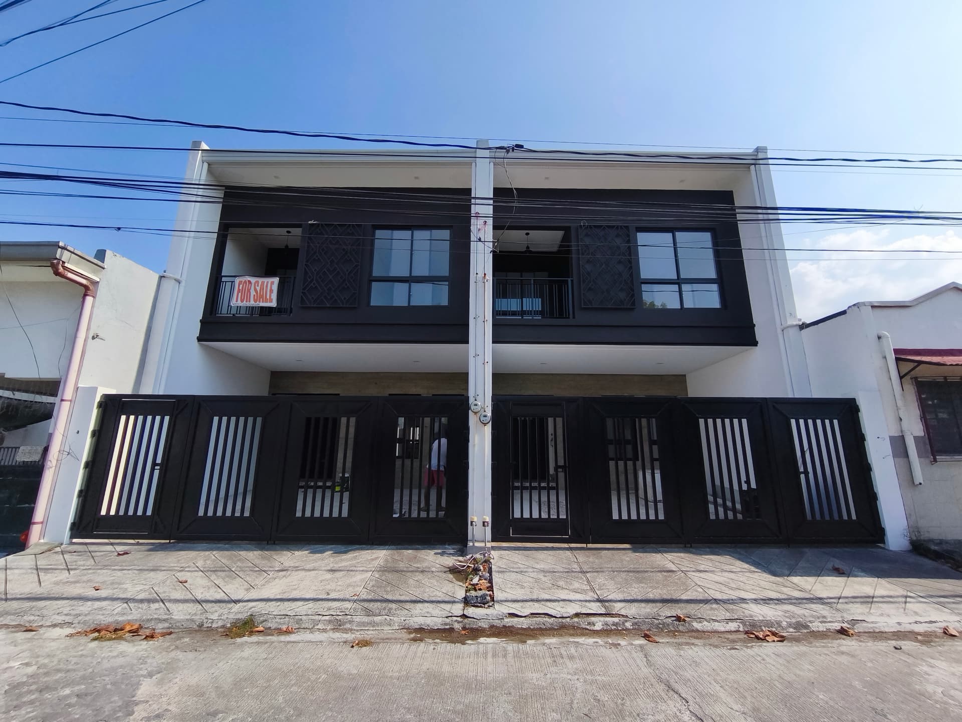 4BR Duplex House & Lot for Sale in Las Piñas in Pilar Village - JB