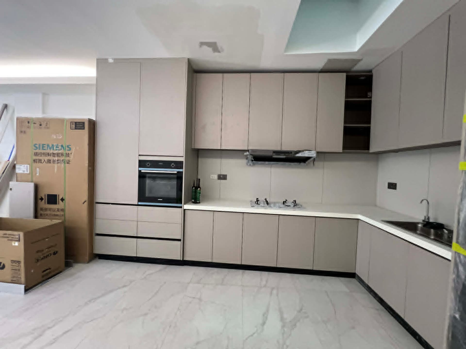 Ready For Occupancy 3-Storey Duplex with Roofdeck | 4BR For Sale in Tandang Sora, Quezon City - LSS