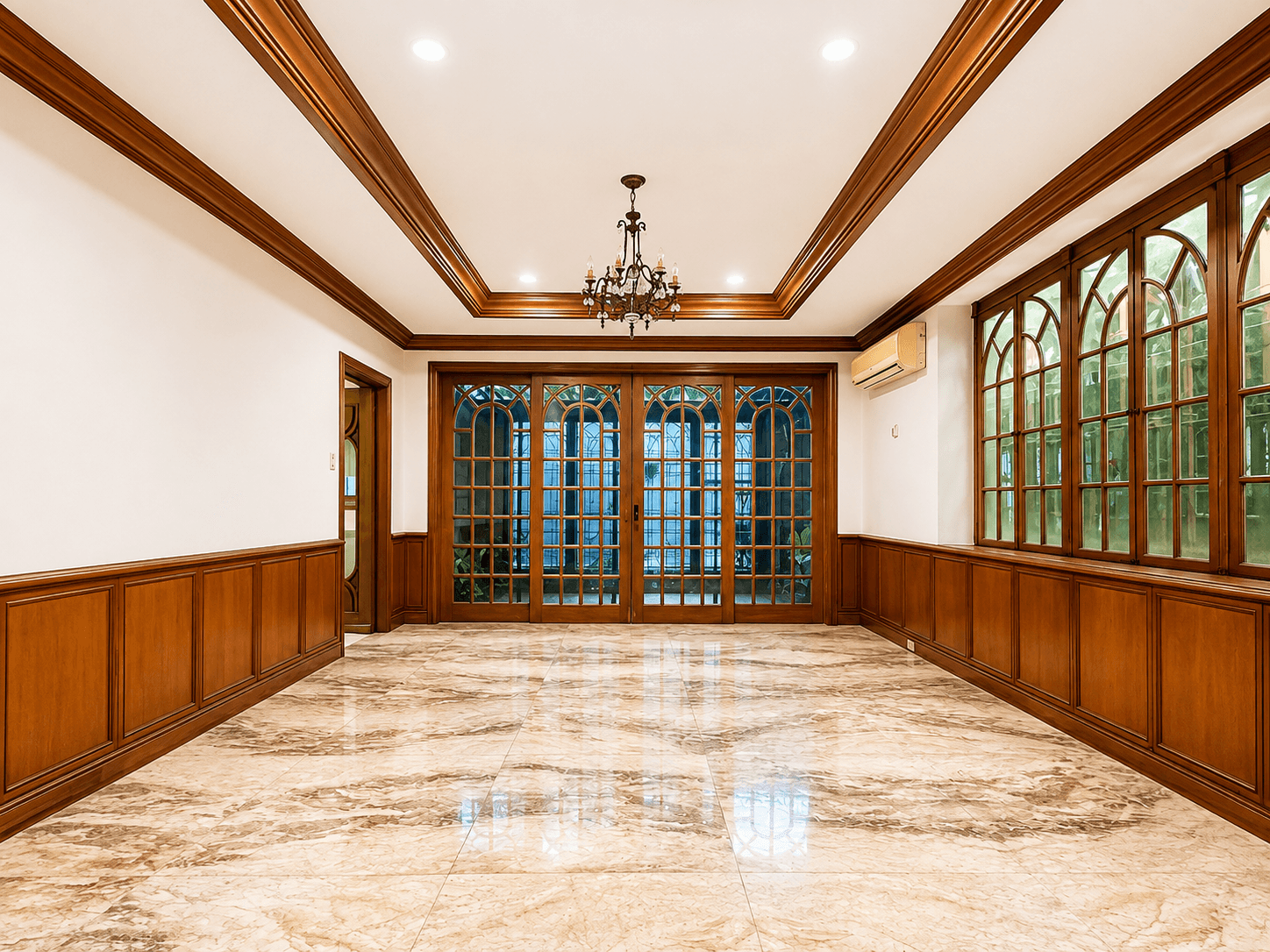 4BR 944sqm House & Lot for Rent in Pasig