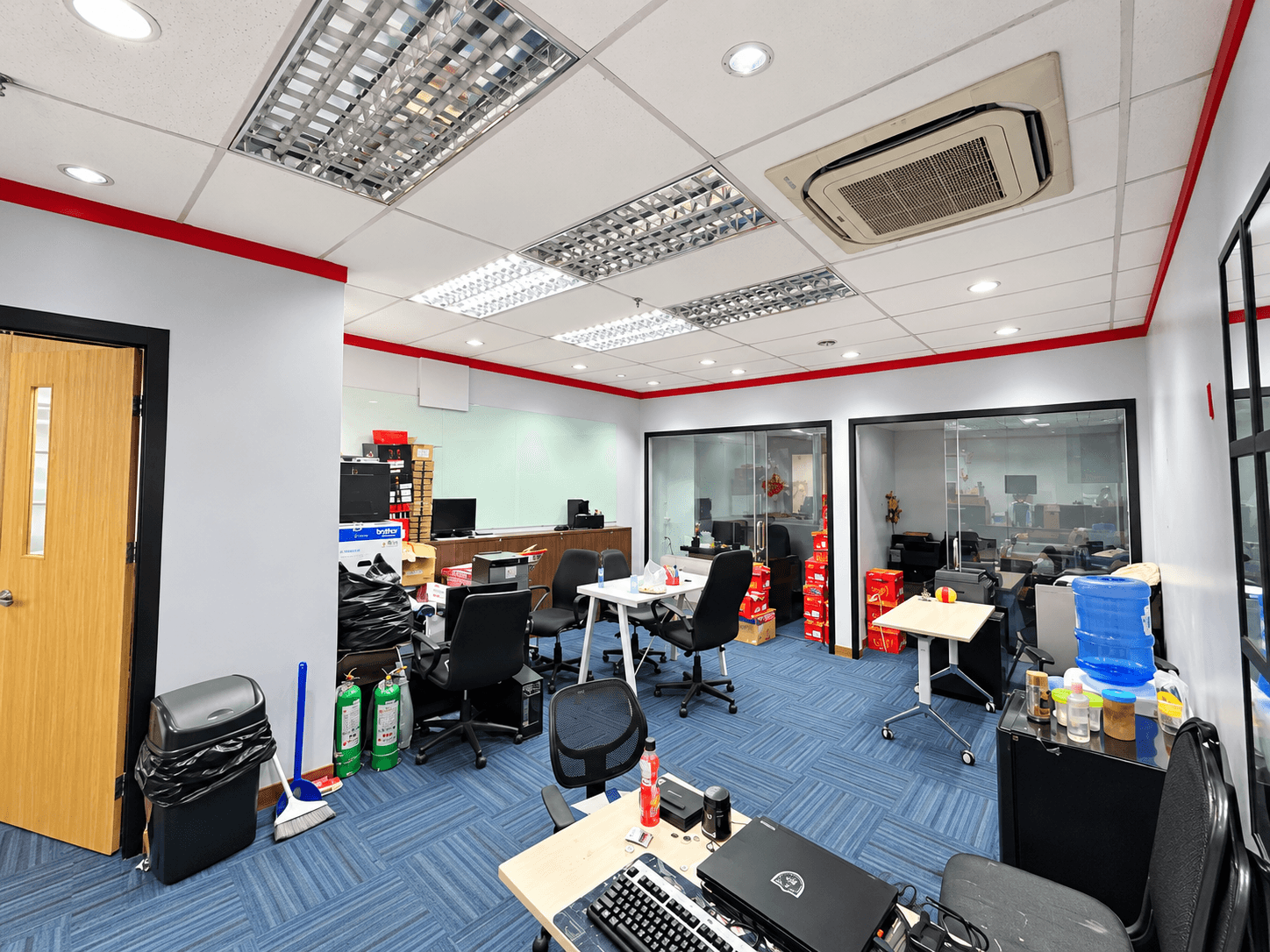 Cyber One Mall | 1BR 63sqm Office Space for Sale in Quezon City