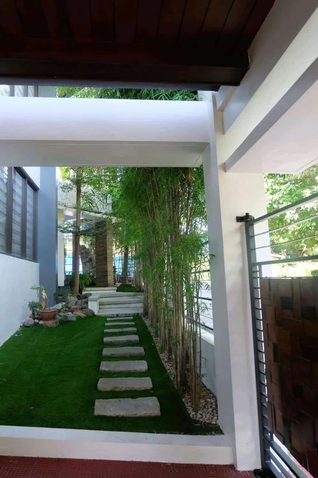 Monteverde Royale Subdivision | 6BR 700sqm House & Lot for Sale in Rizal