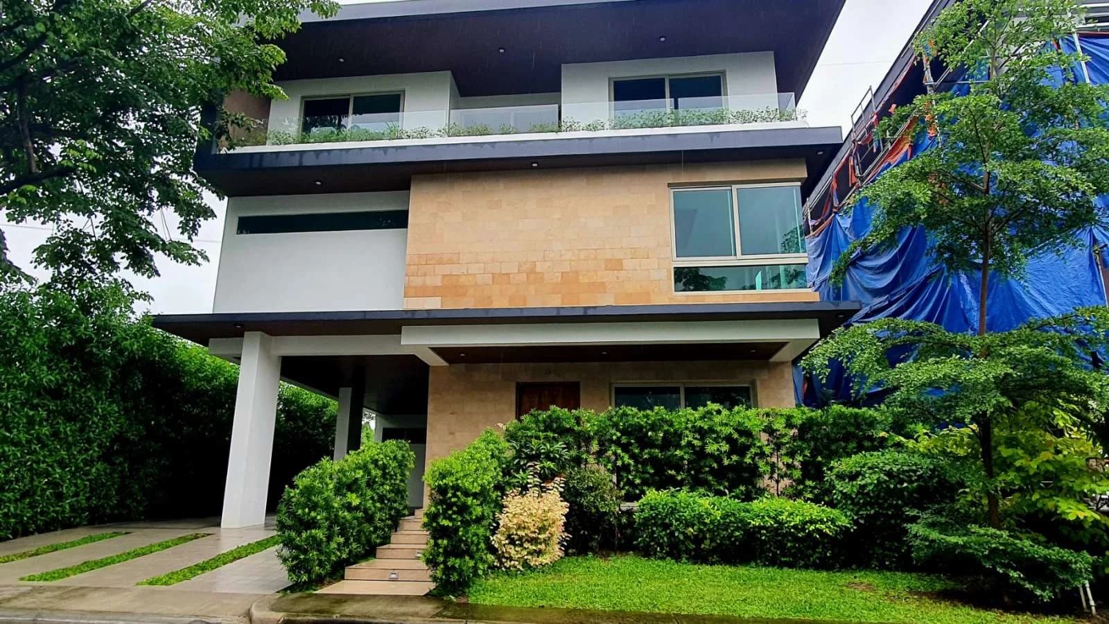 Mckinley West Village | 6BR 534sqm House & Lot for Rent in Taguig City - Mckinley