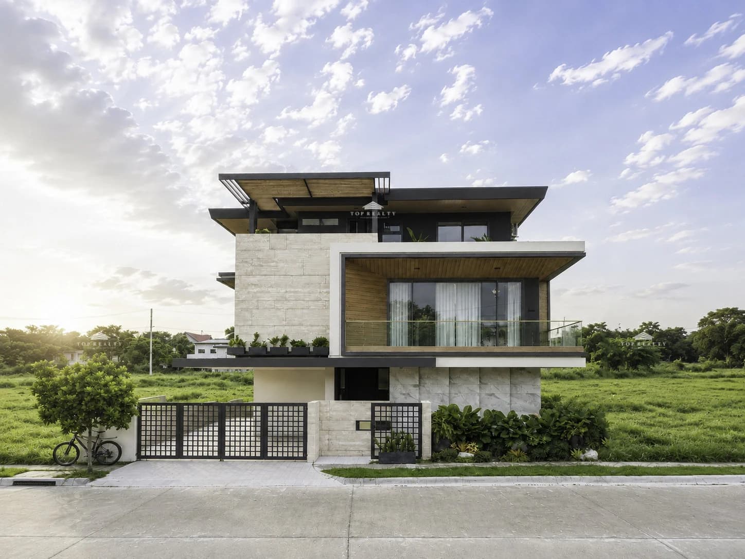 The Enclave Alabang | 5BR 670sqm House & Lot for Sale in Las Piñas City