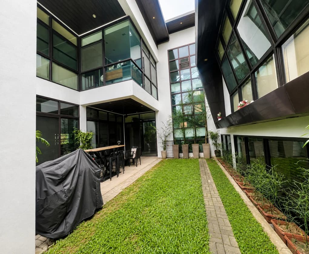 Ayala Heights | 4BR 800sqm House & Lot for Sale in Quezon City