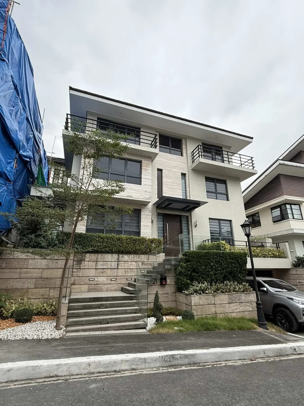 Mckinley Hill Village | 4BR 353sqm House & Lot for Rent in Taguig City - Mckinley