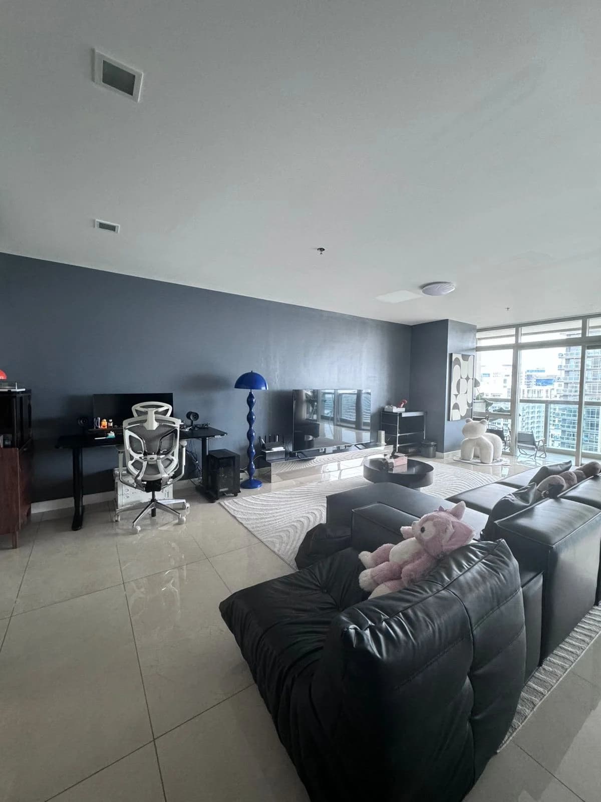 East Gallery Place | 3BR 244sqm Condo for Sale in Taguig City - Bgc