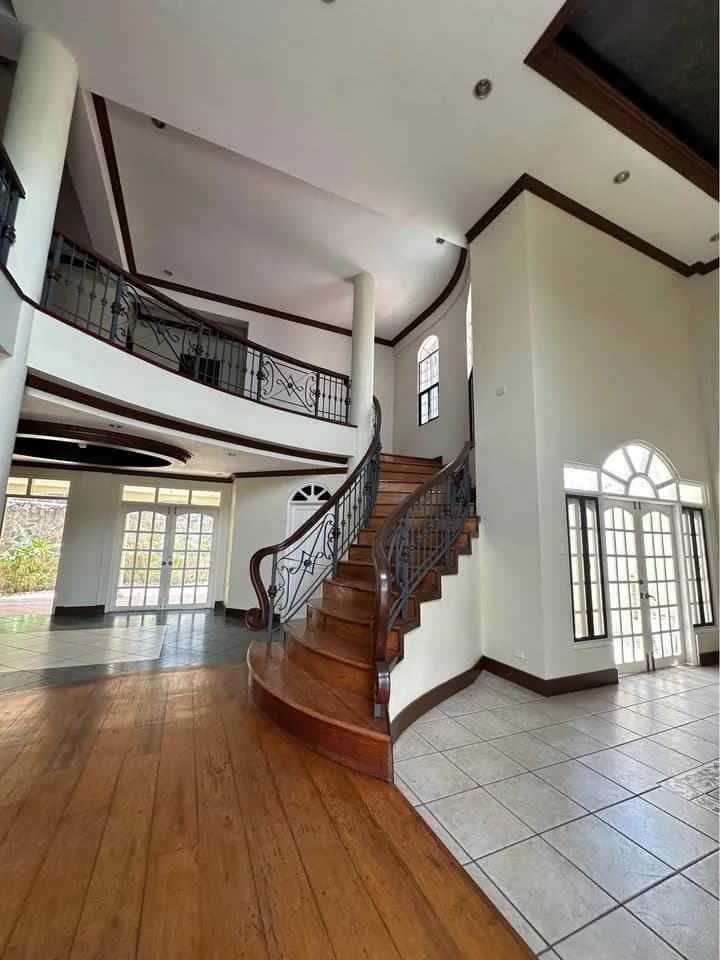 Bf Homes | 6BR 324sqm House & Lot for Sale in Parañaque City