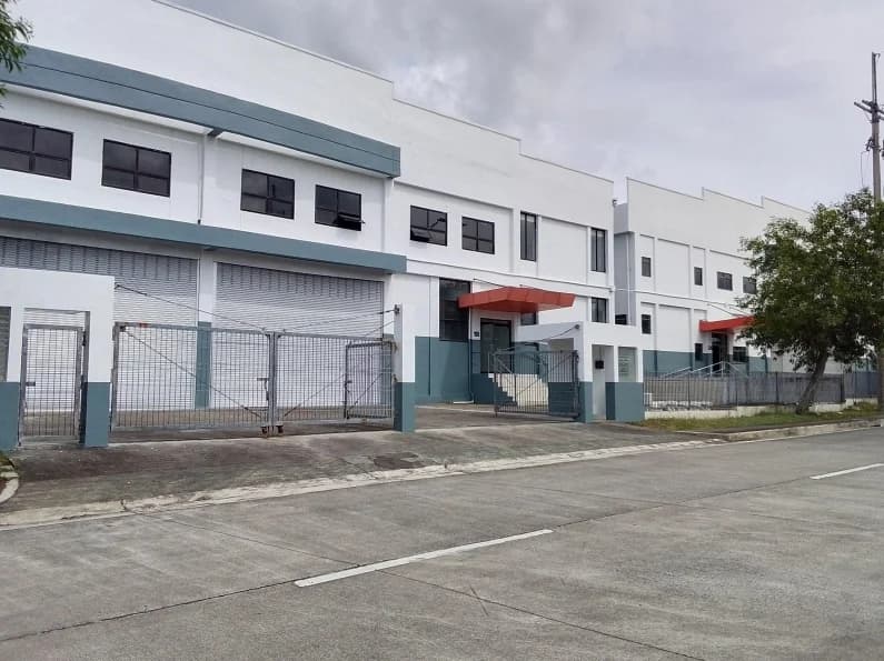 Panorama Warehouse | 3705sqm Warehouse for Rent in Batangas