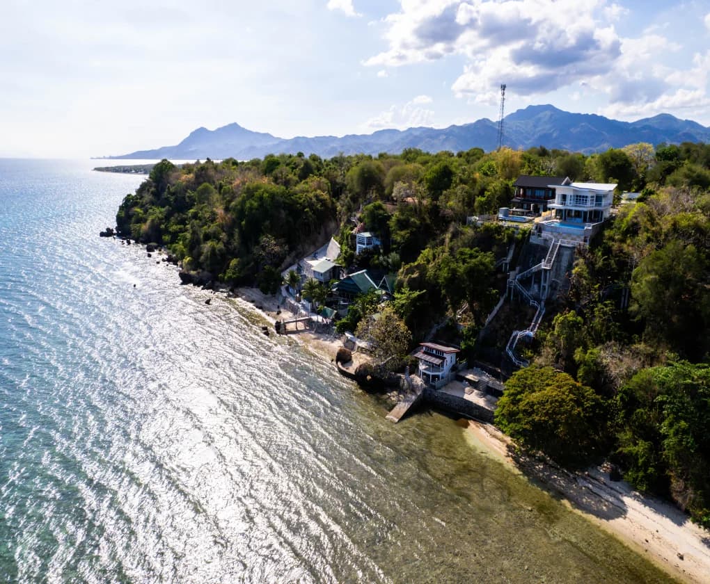 Beach Front Vacation House Or Rest House Or Resort Or Airbnb | Resort for Sale in Batangas