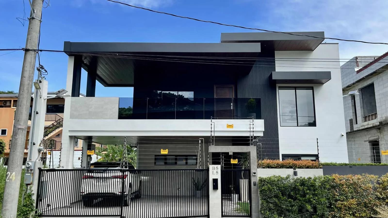 Orchard Golf & Country Club | 5BR 300sqm House & Lot for Sale in Cavite
