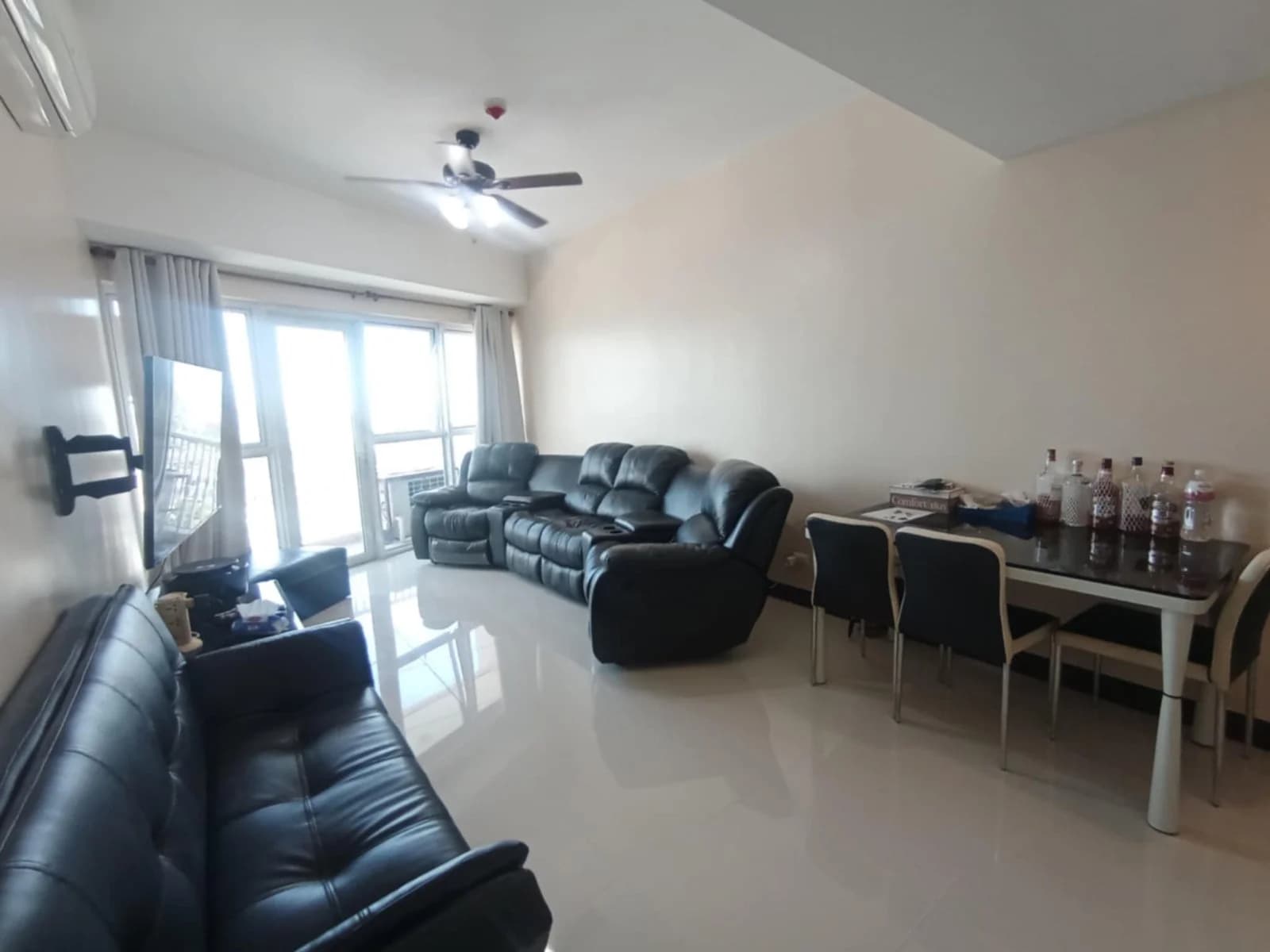 Venice Luxury Residences Condominium | 2BR 103sqm Condo for Rent in Taguig City - Mckinley