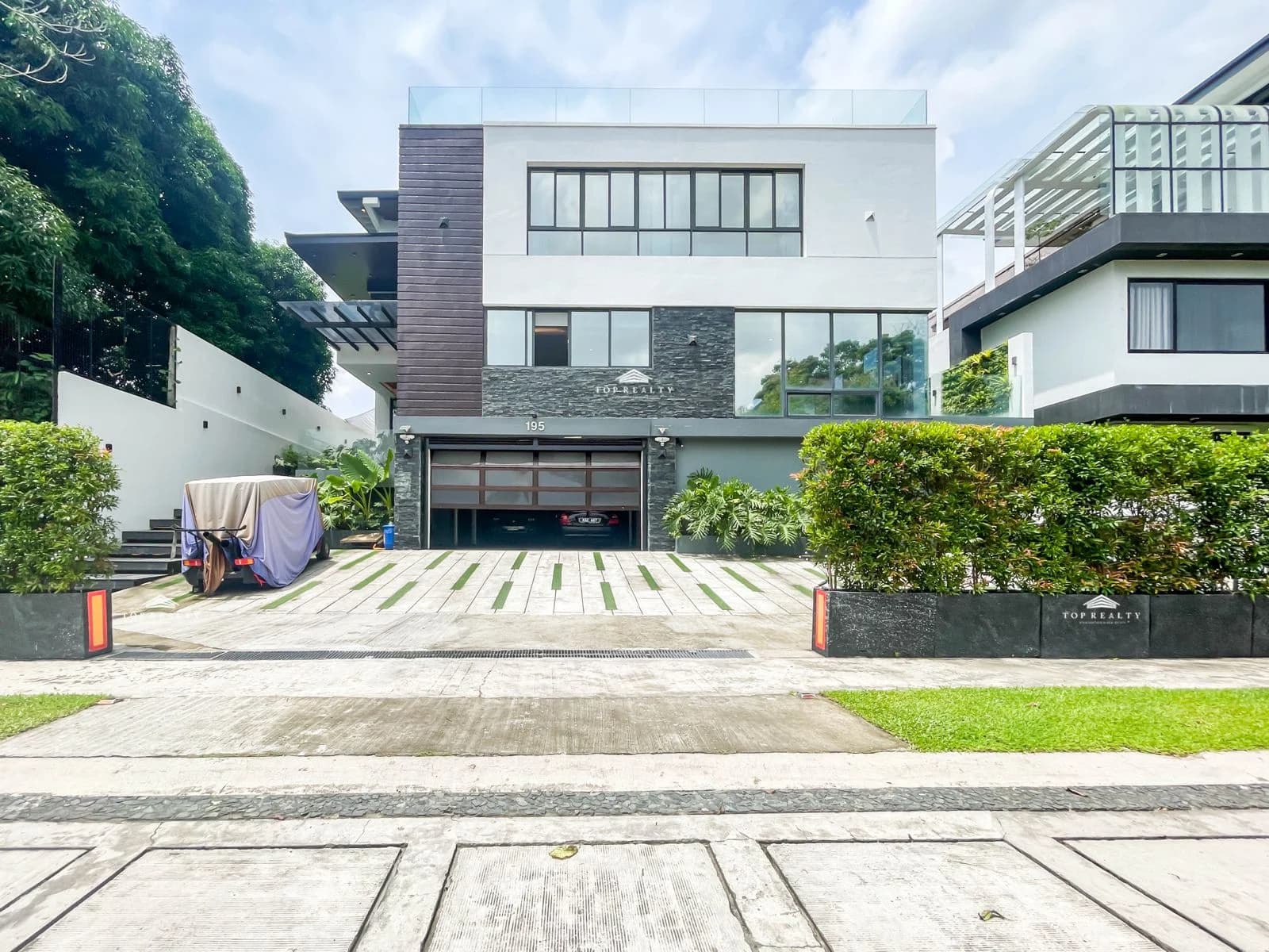 Ayala Westgrove Heights - Cavite | 8BR 1100sqm House & Lot for Rent in Cavite