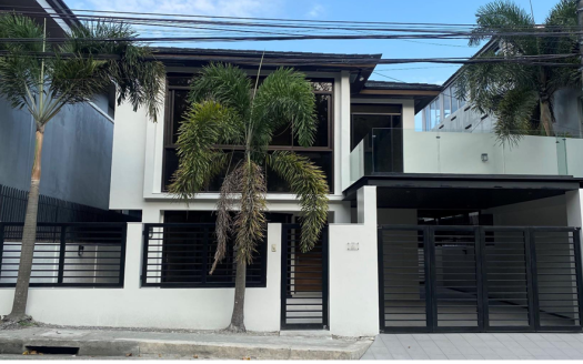 For Sale | Vista Real Classica – Residential | 240 sqm Lot, 237.94 sqm Floor Area, 4 Bedrooms Bedrooms, 5 Bathrooms, 2 Parking, ₱35,000,000.00 | Quezon City | Semi-Furnished | Listed on Housal.com