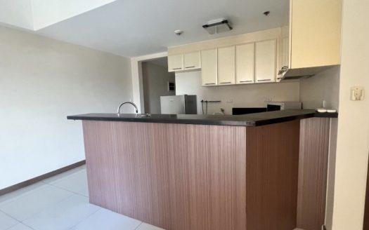 For Sale | The Venice Luxury Residences – Residential | 0 sqm Lot, 66 sqm Floor Area, 1 Bedroom Bedrooms, 1 Bathrooms, 1 Parking, ₱12,500,000.00 | Taguig City – Mckinley | Semi-Furnished | Listed on Housal.com