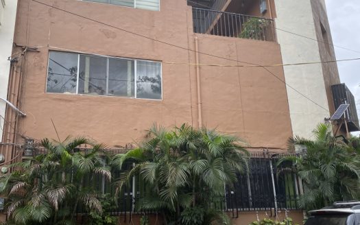 For Sale |  Residential Building – Residential | 98 sqm Lot, 550 sqm Floor Area, N/A Bedrooms, 5 Bathrooms, 2 Parking, ₱25,000,000.00 | Makati City | As Is Where Is | Listed on Housal.com